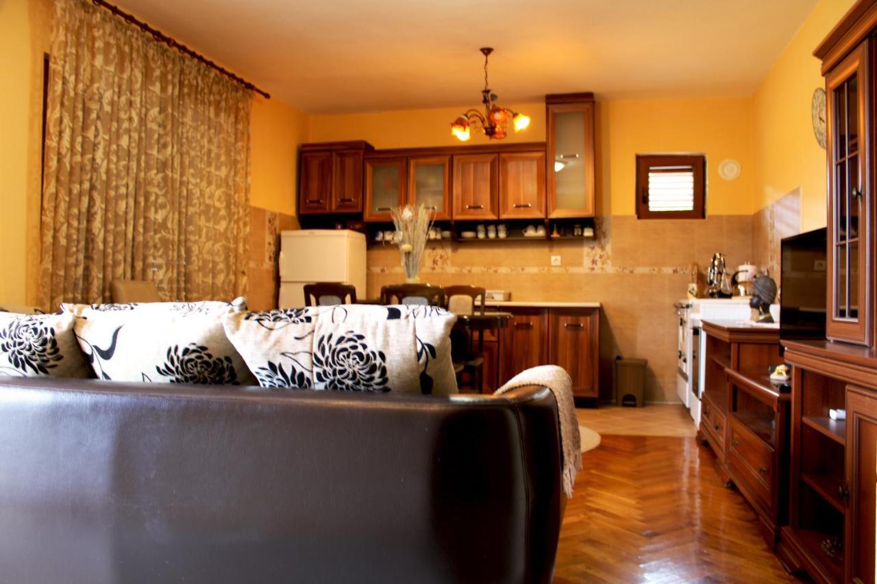Holiday Home Gazevic Virpazar Extérieur photo